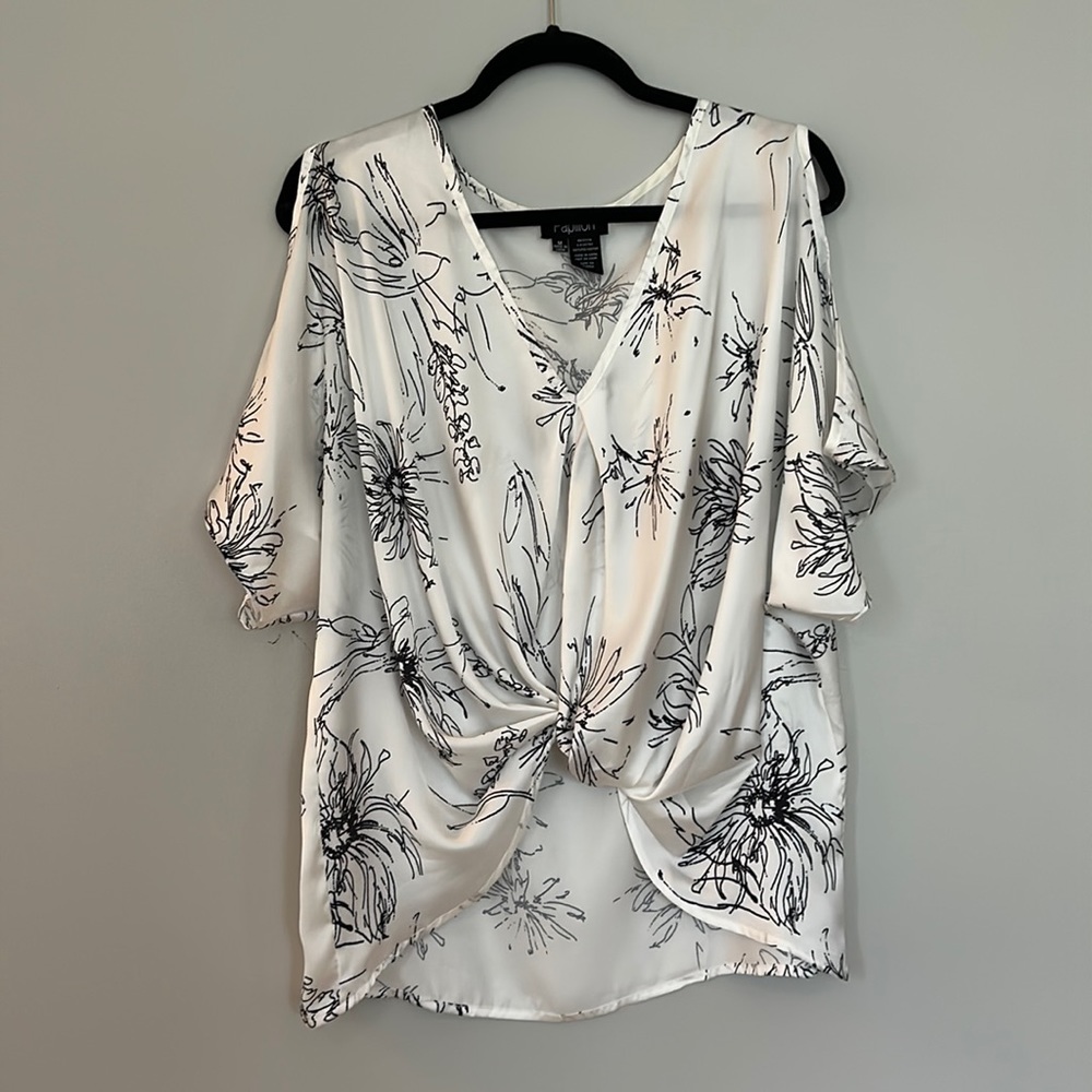 Cold shoulder top